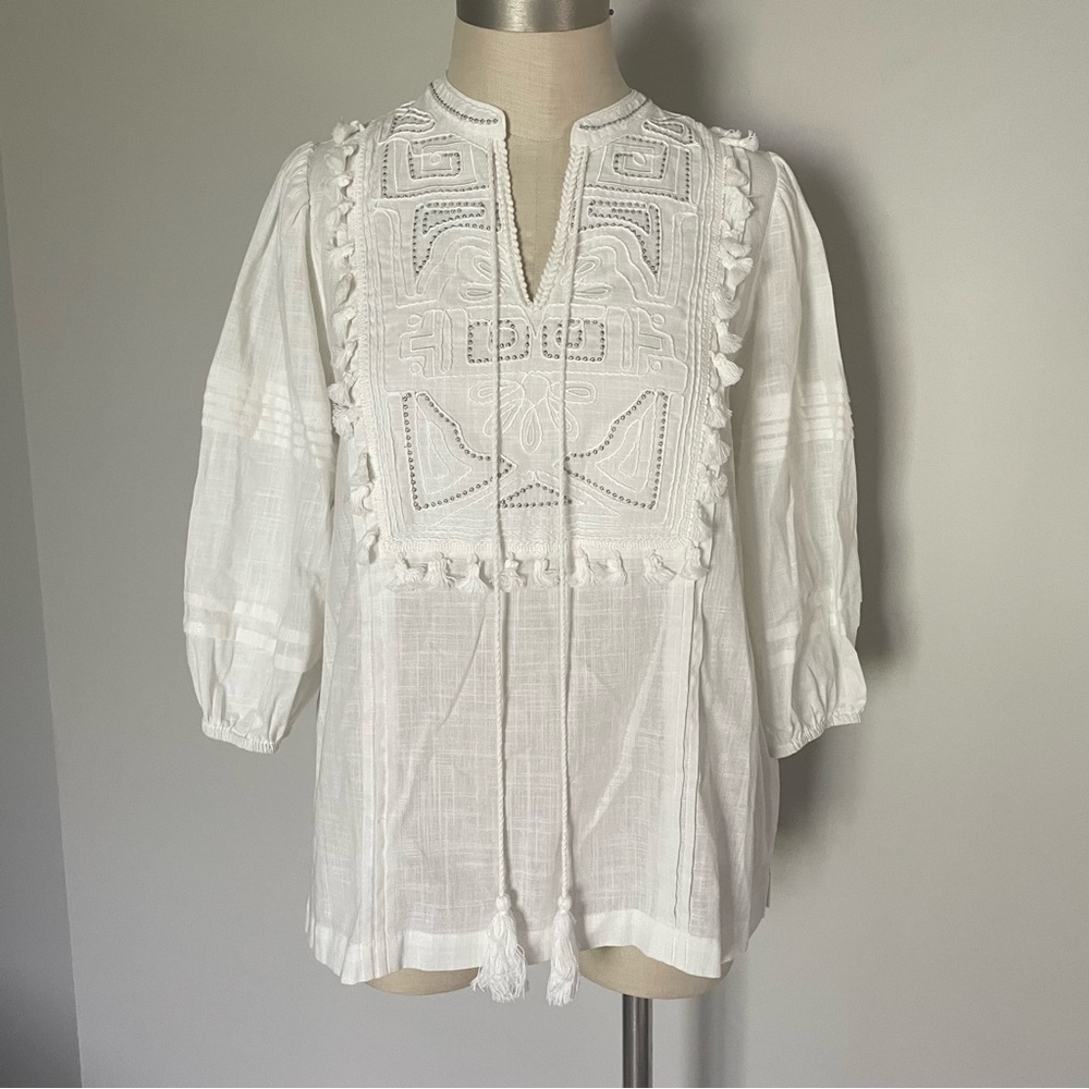 Piper & Scoot White Embroidered Top Size S - image 1